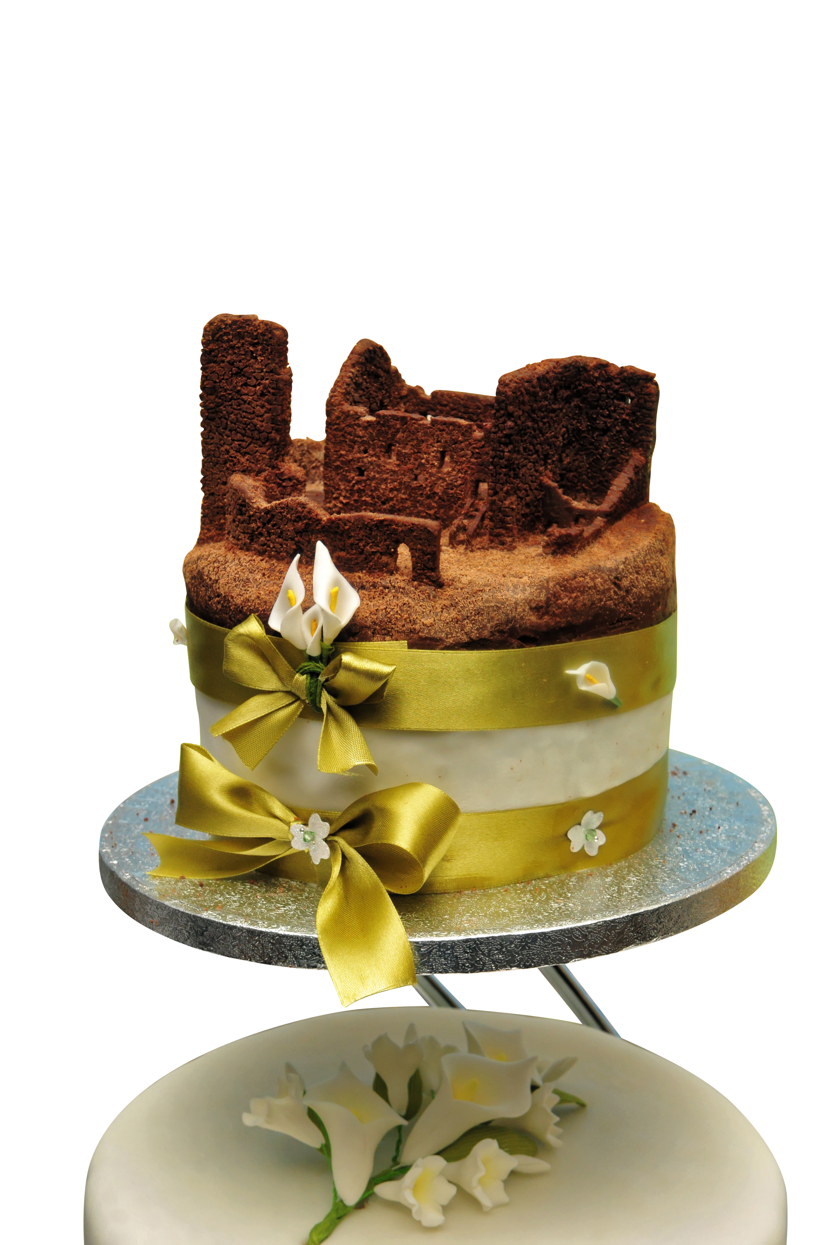 A Cake With A Castle On It PNG